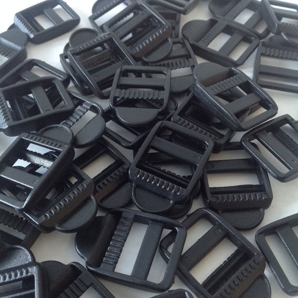 20mm Black Plastic Ladderlock Buckles