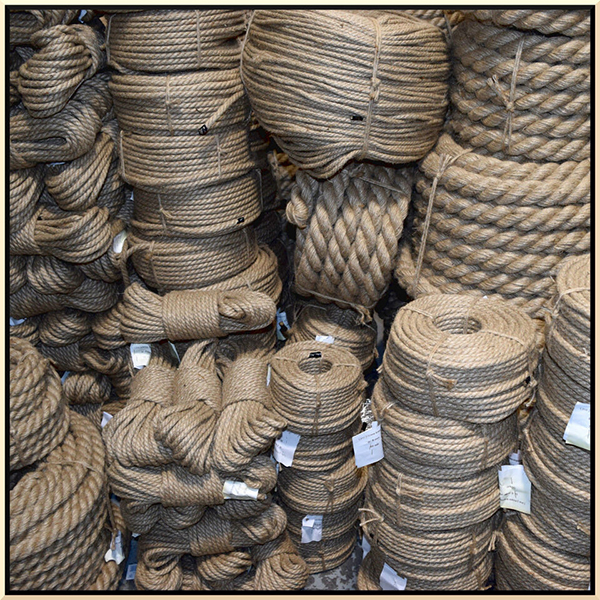 2m Jute Hessian Rope Braided & Twisted For Boating Sash Garden Decking